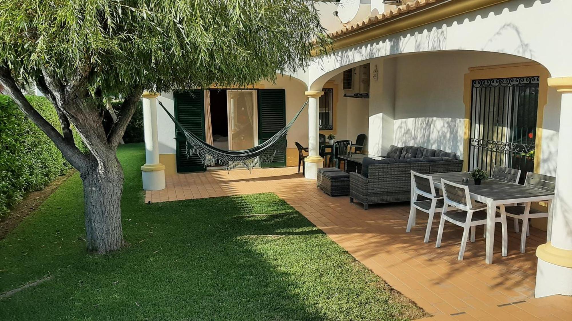 Villa White Sands - Private Oasis, Heated Pool, Beaches & Strip Nearby Albufeira Eksteriør billede